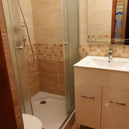 Levendula Apartman *