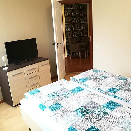 Levendula Apartman Apartment